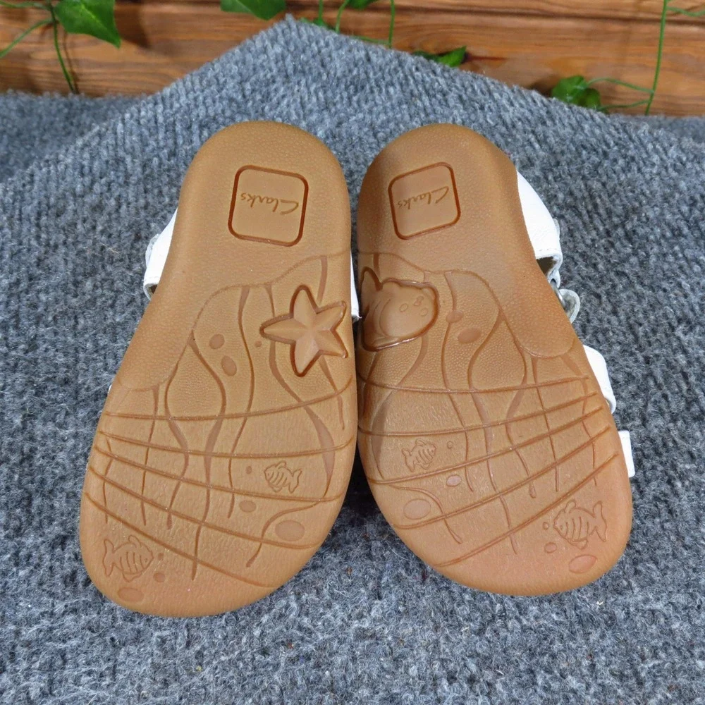Clarks roamer star